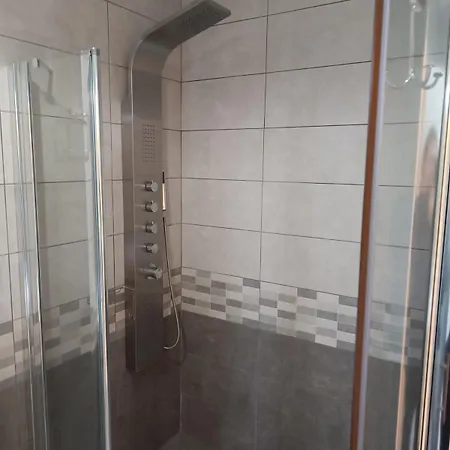 Private , 5 Min Drive From The Villa *