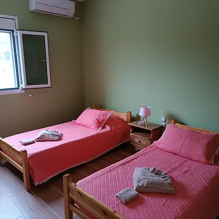 Private , 5 Min Drive From The * Minia